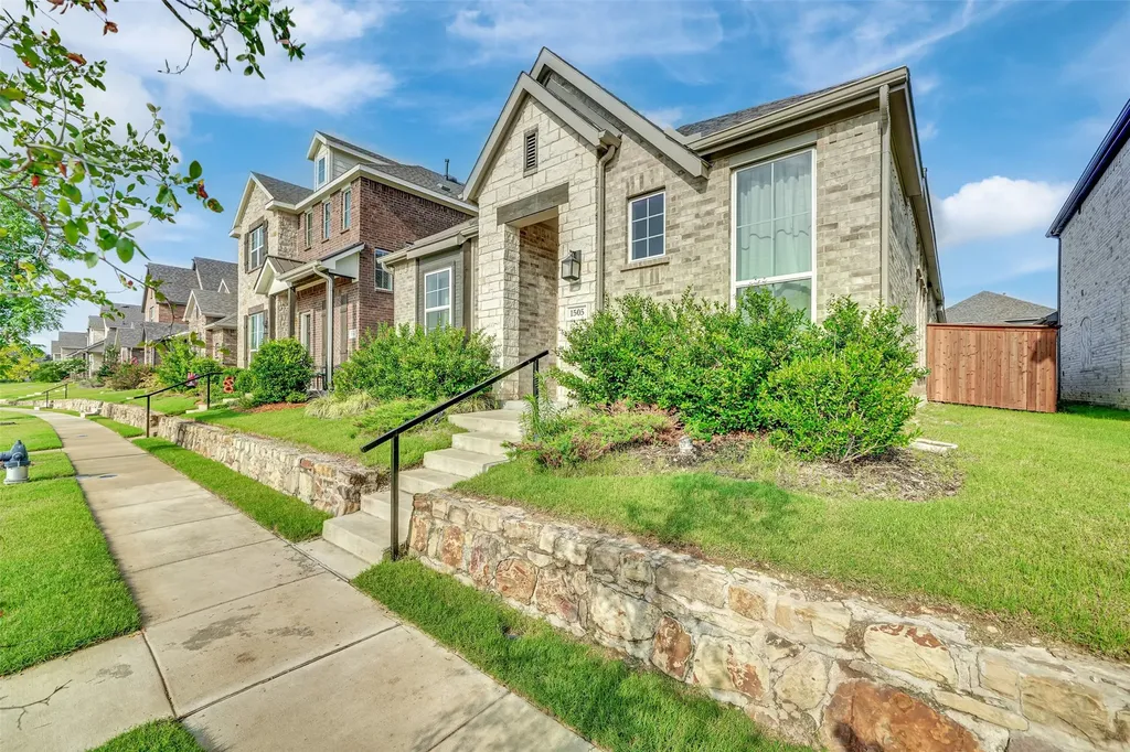 1505 Verbena Lane Garland TX 75042