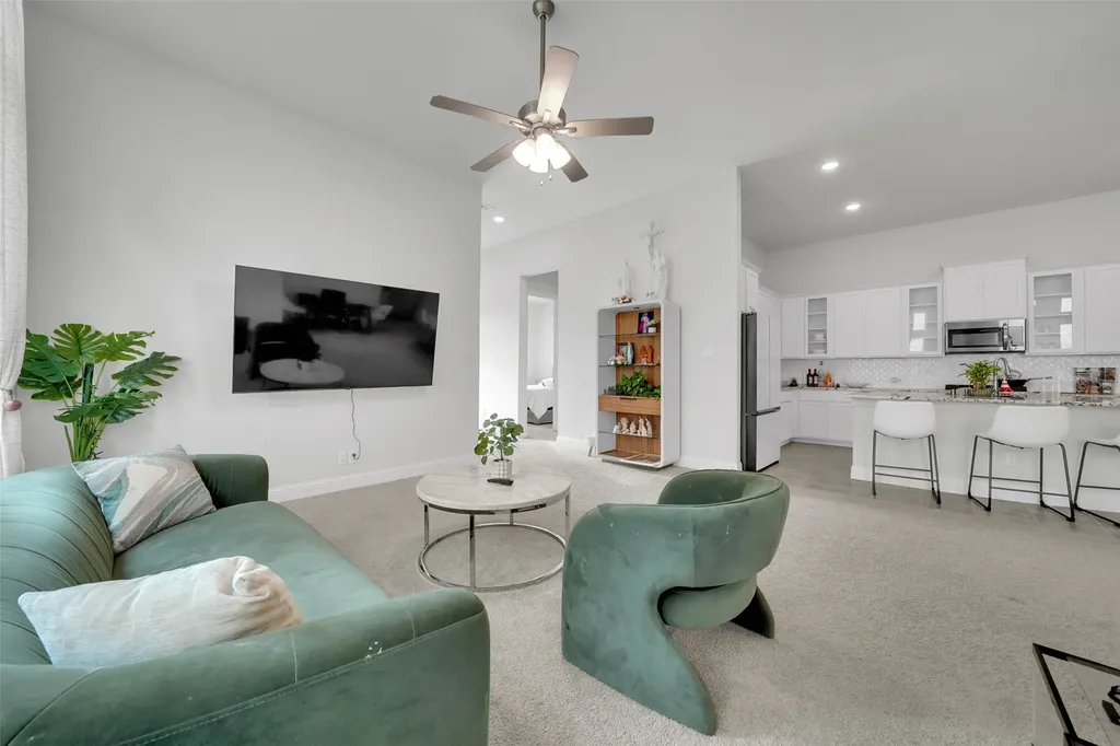 1505 Verbena Lane Garland TX 75042