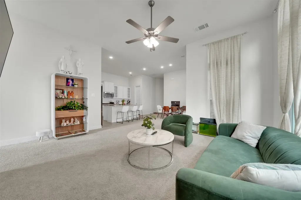 1505 Verbena Lane Garland TX 75042