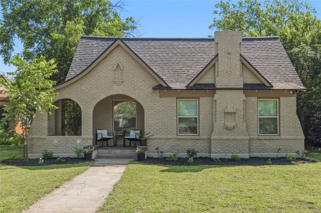 2410 Vincent Street Brownwood TX 76801