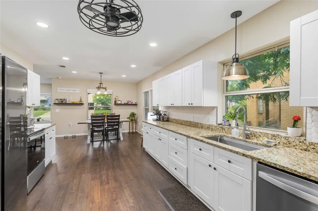 2410 Vincent Street Brownwood TX 76801