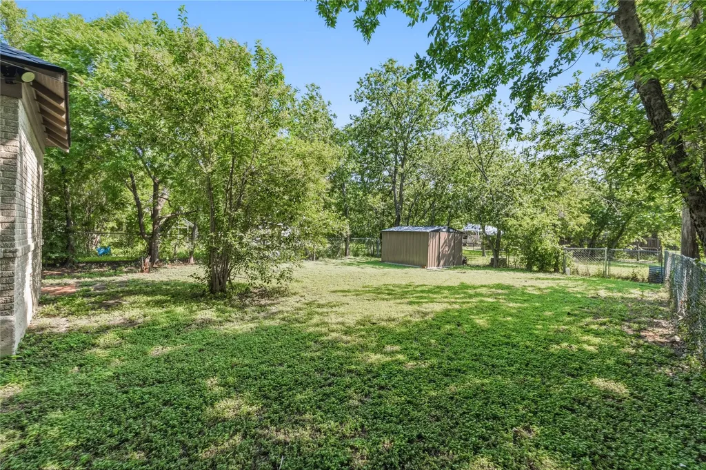 2410 Vincent Street Brownwood TX 76801