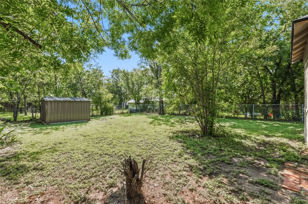 2410 Vincent Street Brownwood TX 76801