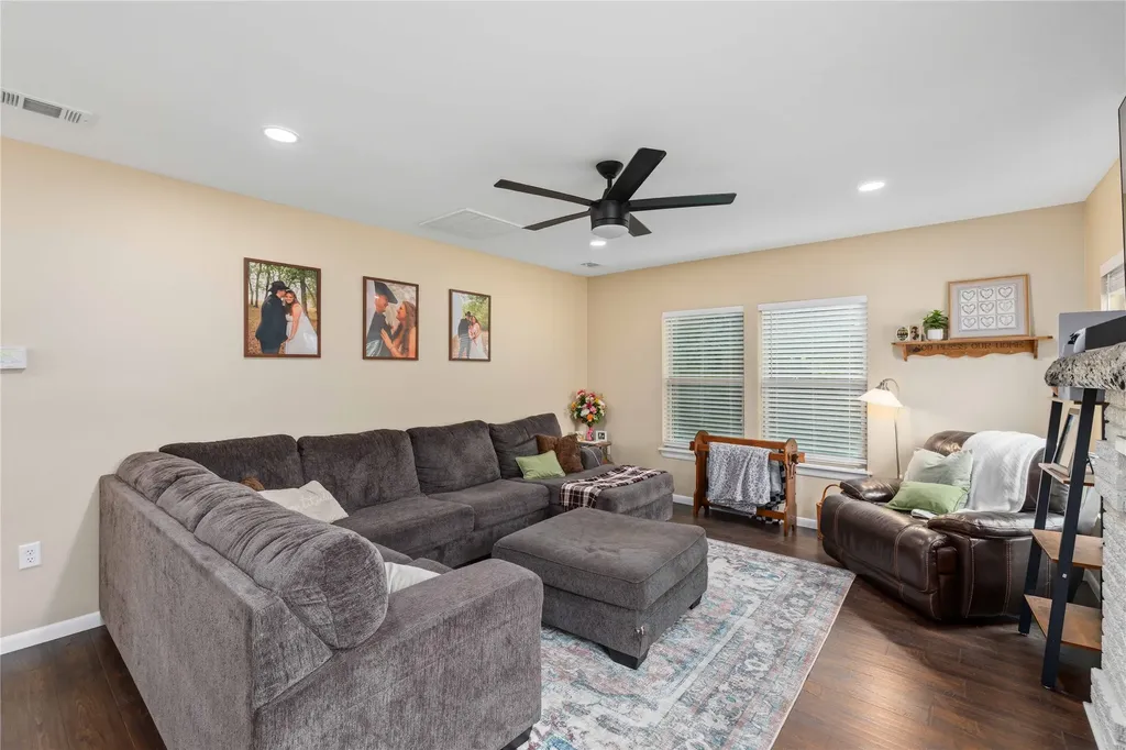 2410 Vincent Street Brownwood TX 76801