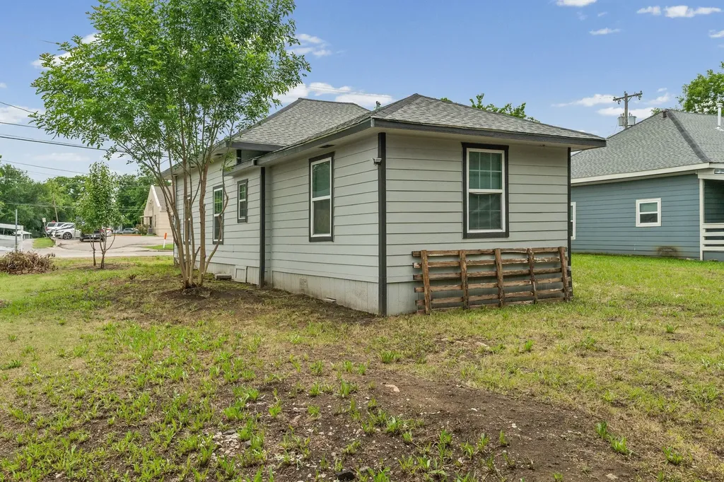 4214 Johnson Street Greenville TX 75401