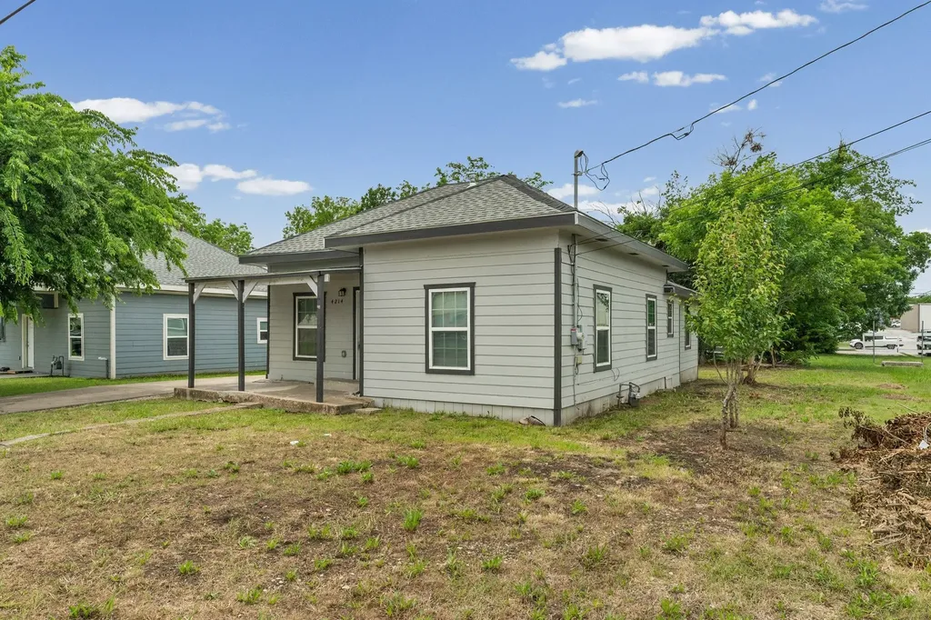 4214 Johnson Street Greenville TX 75401