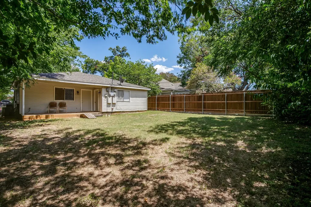 3236 Merida Avenue Fort Worth TX 76109