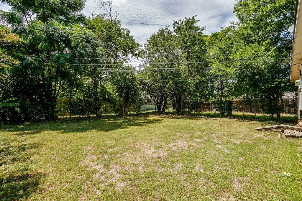 3236 Merida Avenue Fort Worth TX 76109