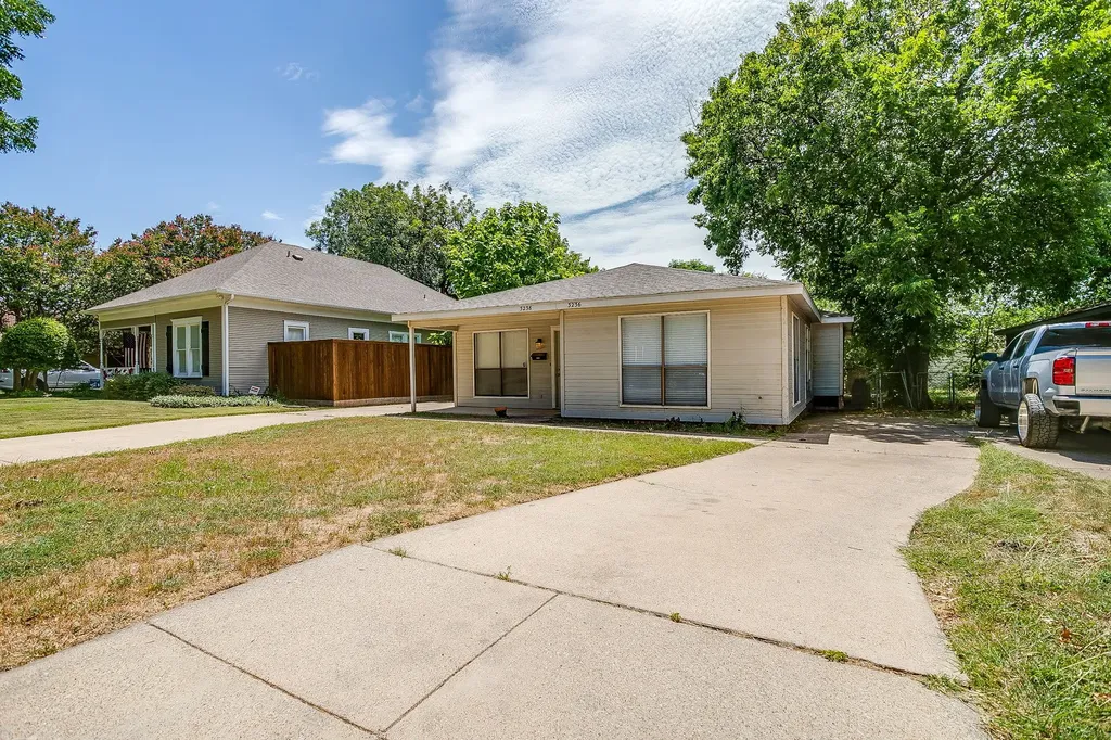 3236 Merida Avenue Fort Worth TX 76109