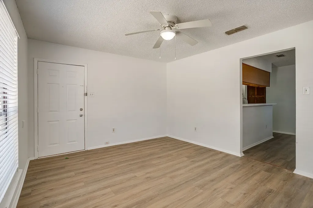 3236 Merida Avenue Fort Worth TX 76109