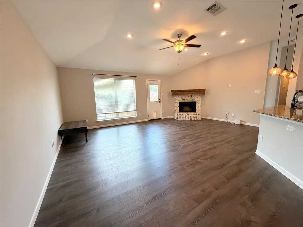 2002 Sword Fish Drive Mansfield TX 76063