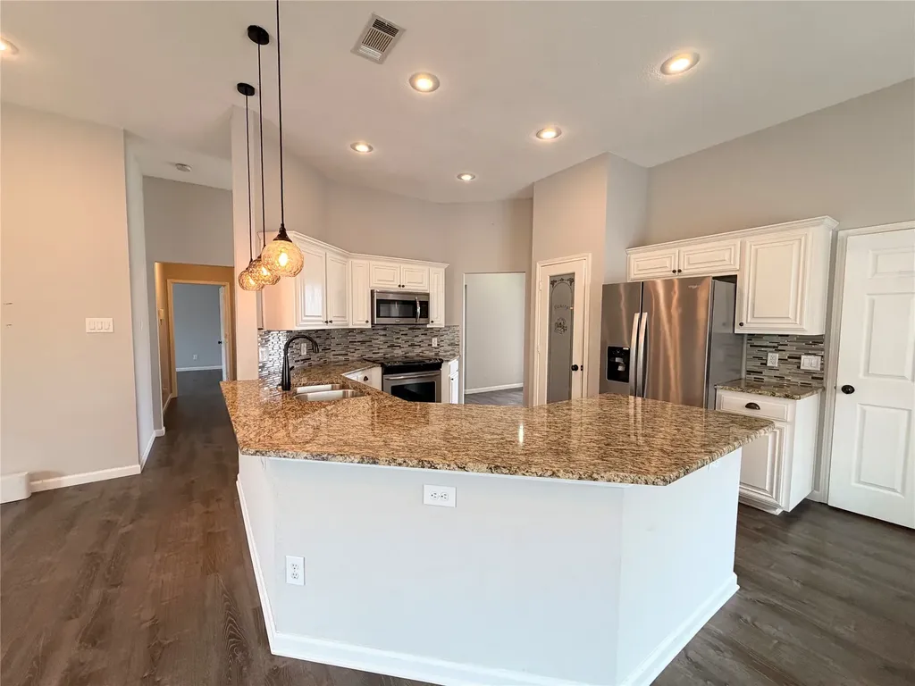 2002 Sword Fish Drive Mansfield TX 76063