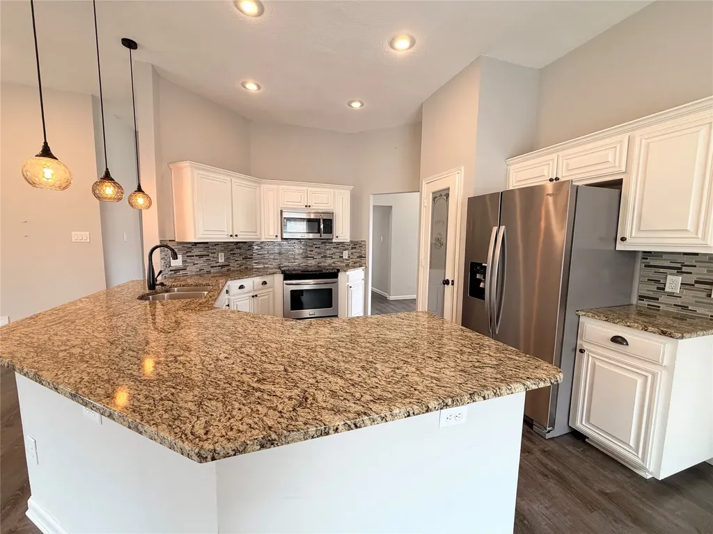 2002 Sword Fish Drive Mansfield TX 76063