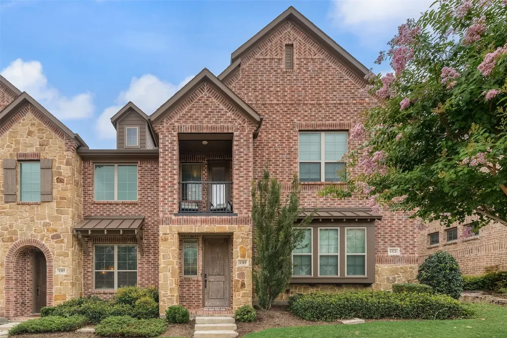 1319 Casselberry Drive Flower Mound TX 75028