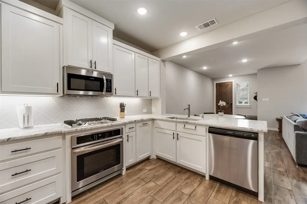 1319 Casselberry Drive Flower Mound TX 75028