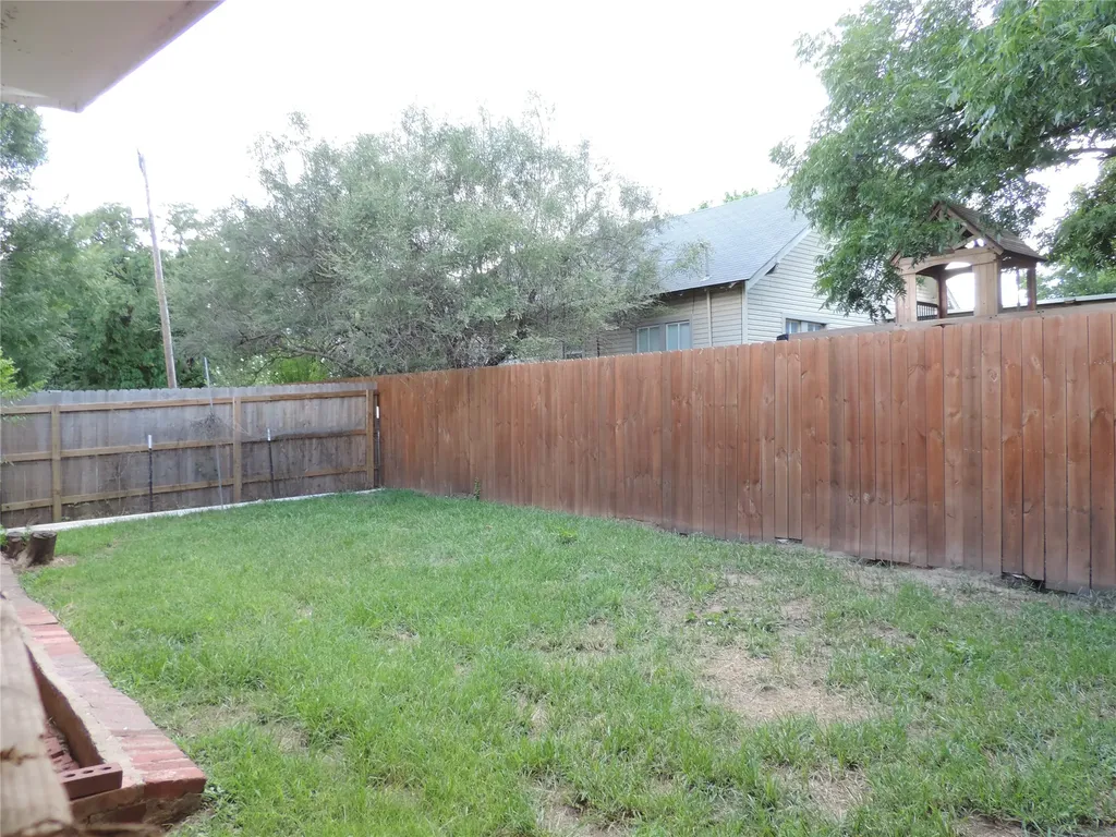 581 Alexander Road Stephenville TX 76401