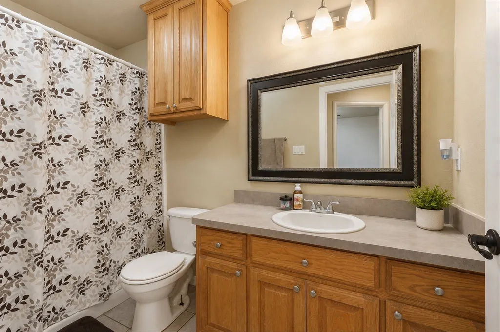 124 Chambers Creek Circle Maypearl TX 76064