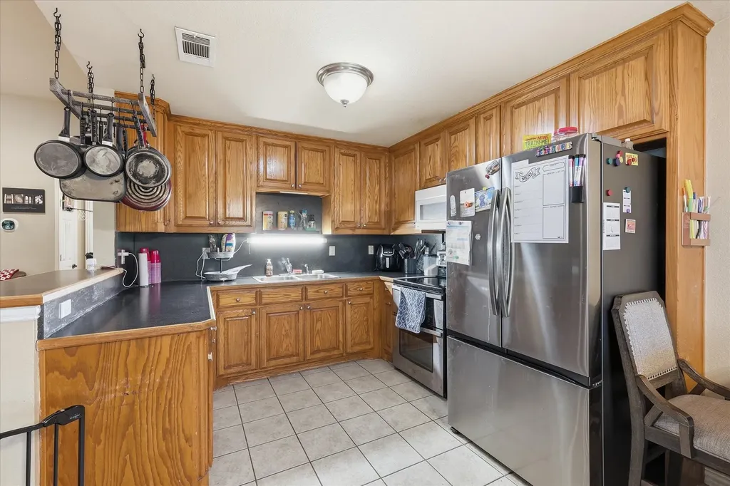 124 Chambers Creek Circle Maypearl TX 76064