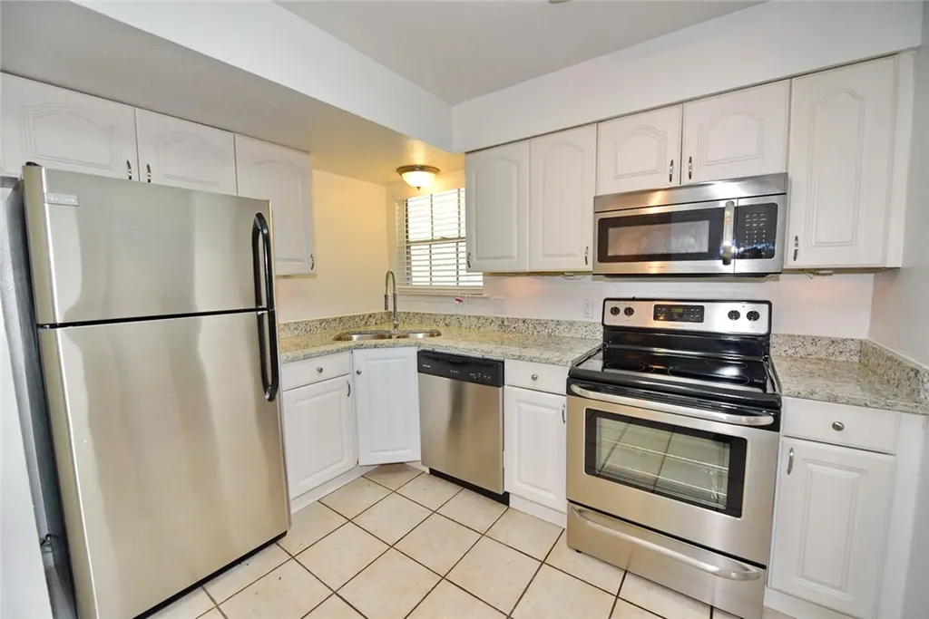 4033 Gilbert Avenue Dallas TX 75219