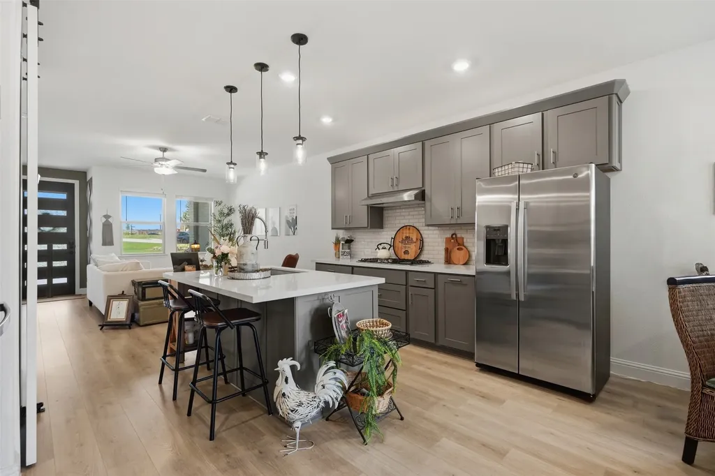 1205 Beebalm Mews Celina TX 75009