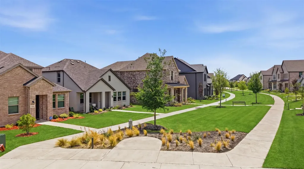1205 Beebalm Mews Celina TX 75009