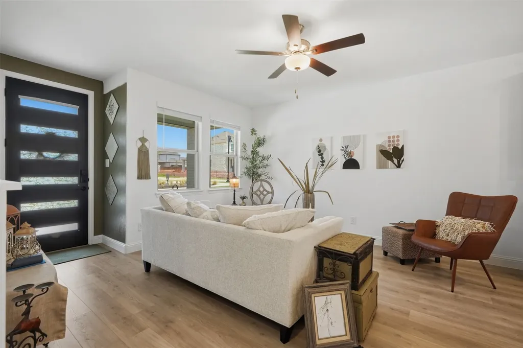 1205 Beebalm Mews Celina TX 75009