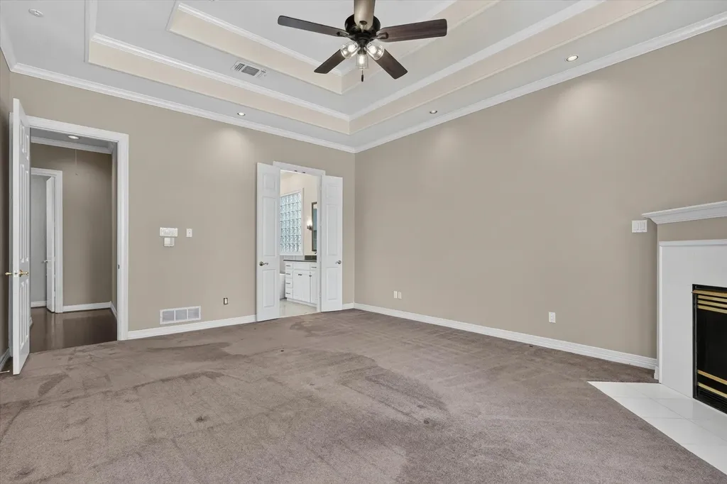 702 Buttermilk Drive Arlington TX 76006