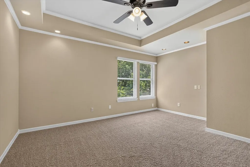 702 Buttermilk Drive Arlington TX 76006