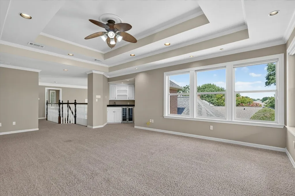 702 Buttermilk Drive Arlington TX 76006