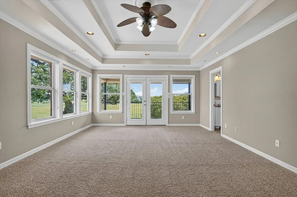 702 Buttermilk Drive Arlington TX 76006