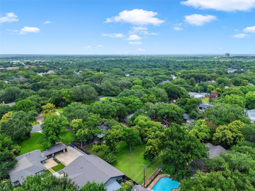 4916 Ridgeview Drive Waco TX 76710