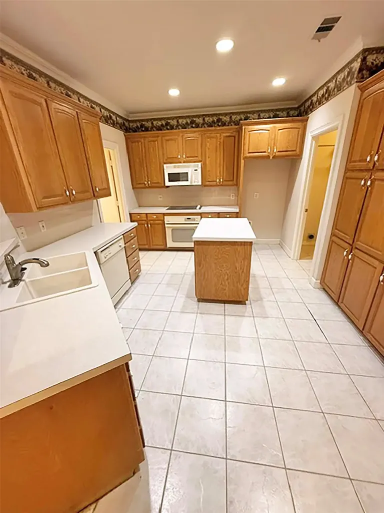 1113 Ellison Park Circle Denton TX 76205
