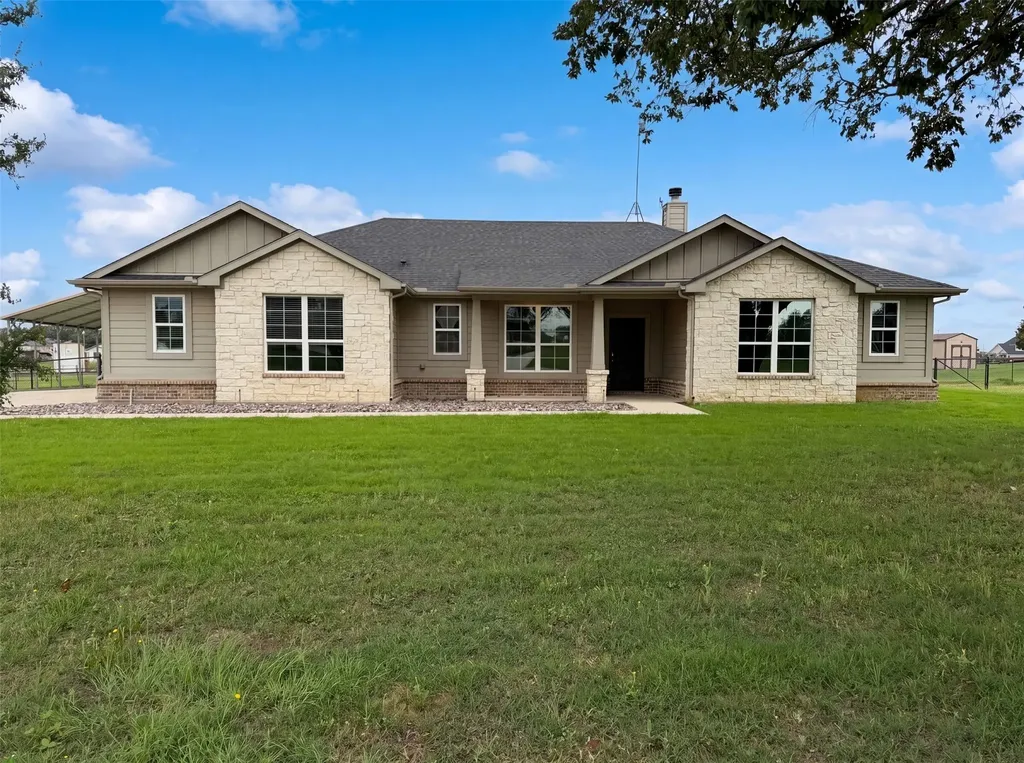 211 Spring Creek Circle Paradise TX 76073