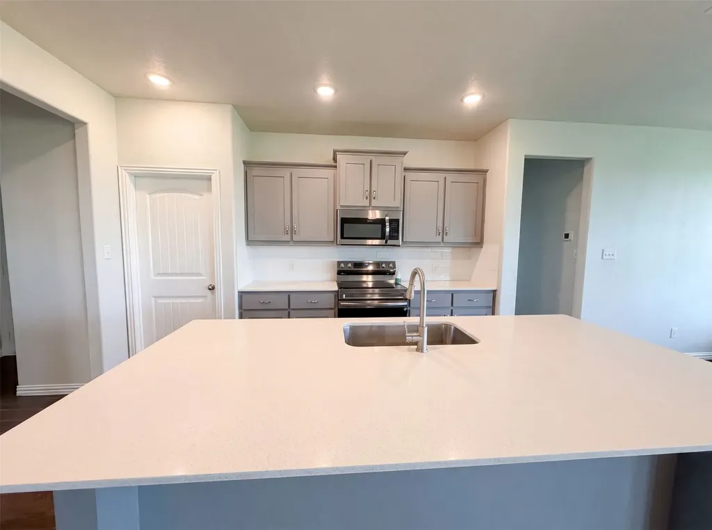 211 Spring Creek Circle Paradise TX 76073