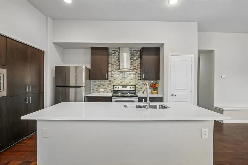 2012 Shawnee Trail Heartland TX 75126