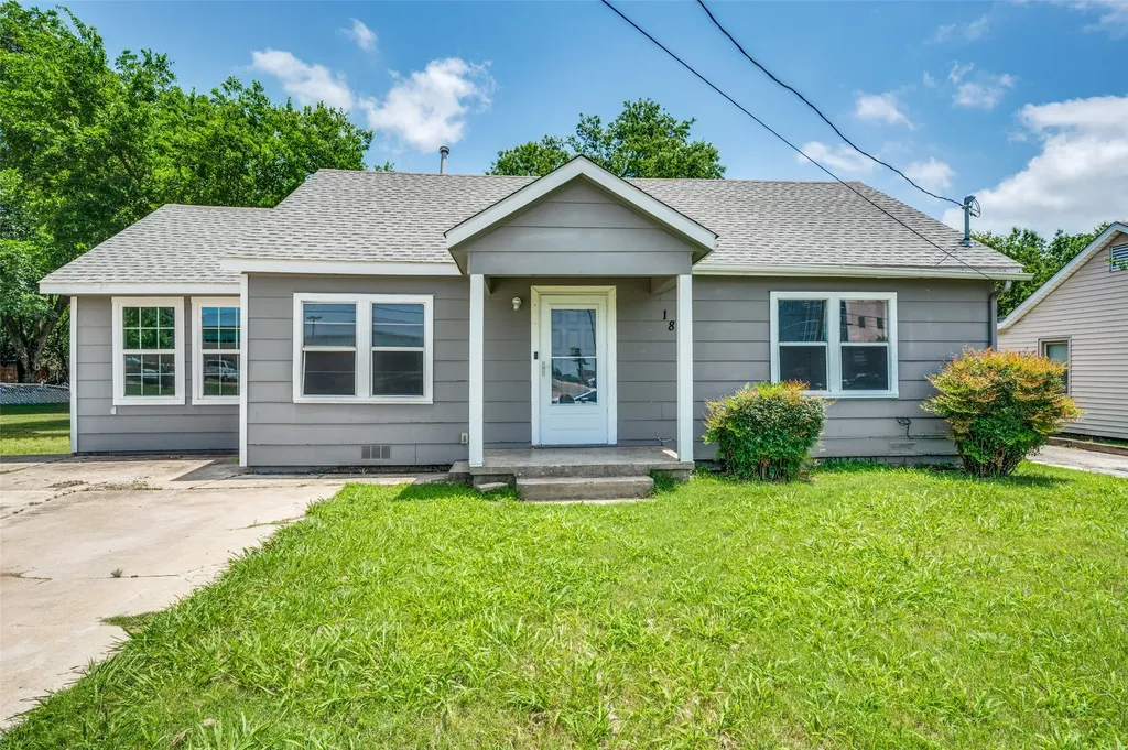 1814 Refinery Road Gainesville TX 76240
