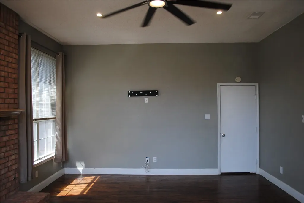 5080 Lakeshore Boulevard The Colony TX 75056