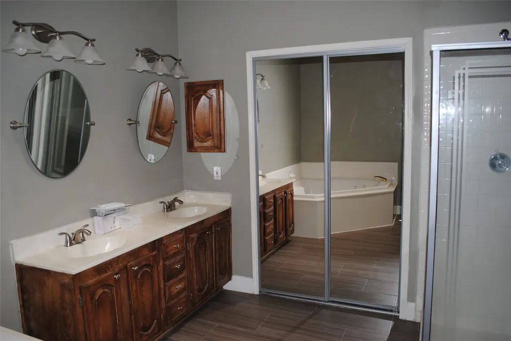 5080 Lakeshore Boulevard The Colony TX 75056