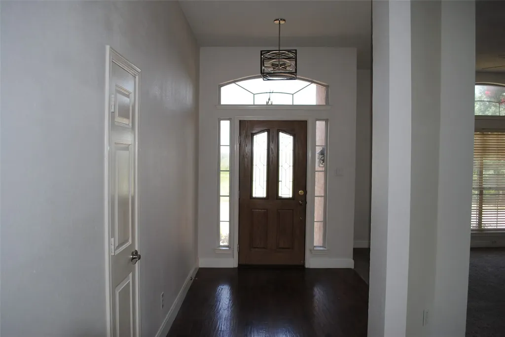 5080 Lakeshore Boulevard The Colony TX 75056