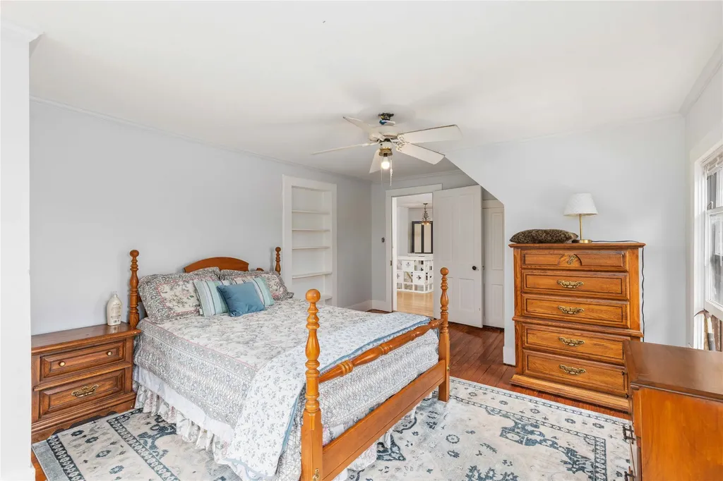 607 Coggin Avenue Brownwood TX 76801