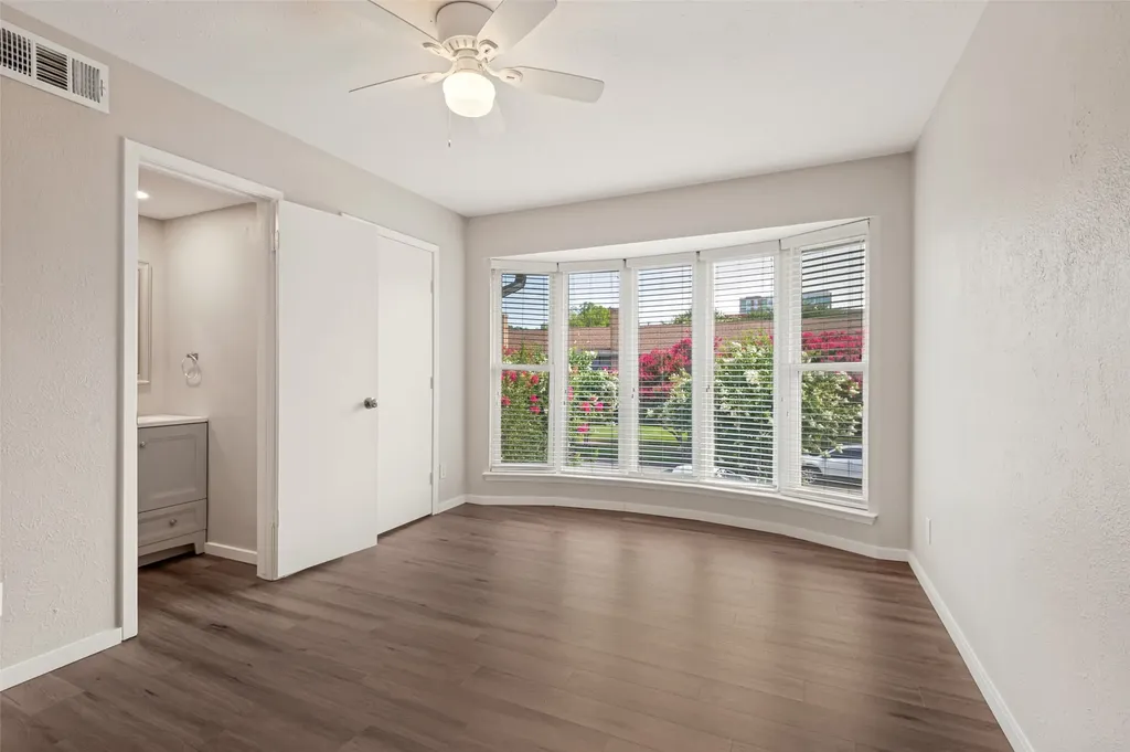 4206 Newton Avenue Dallas TX 75219
