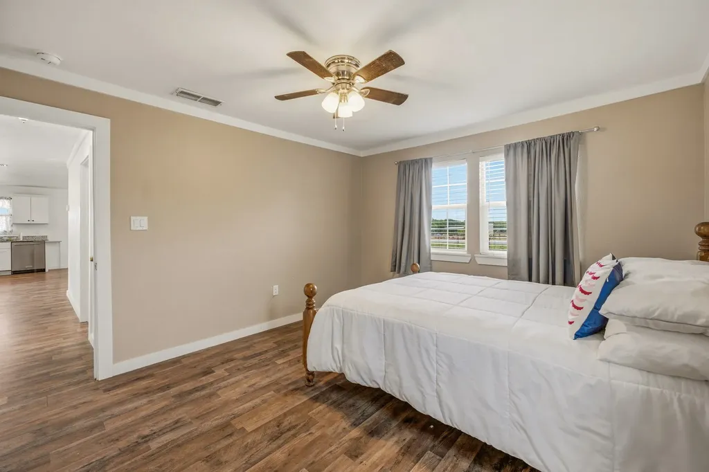 25263 N Us Highway 281 Stephenville TX 76401
