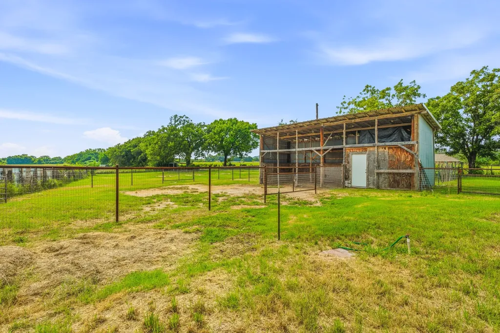 25263 N Us Highway 281 Stephenville TX 76401