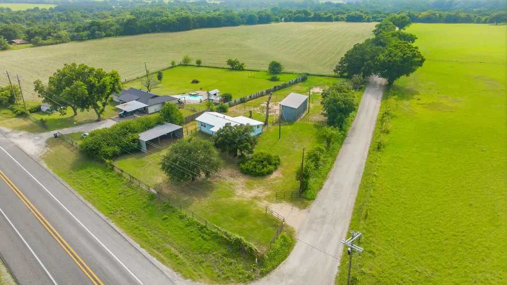 25263 N Us Highway 281 Stephenville TX 76401