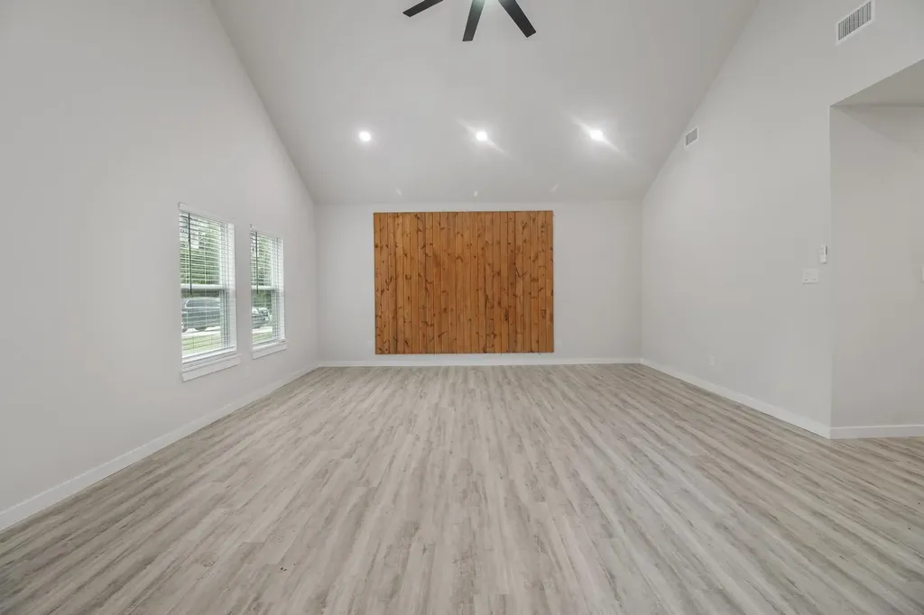 114 Bowie Street Mabank TX 75156