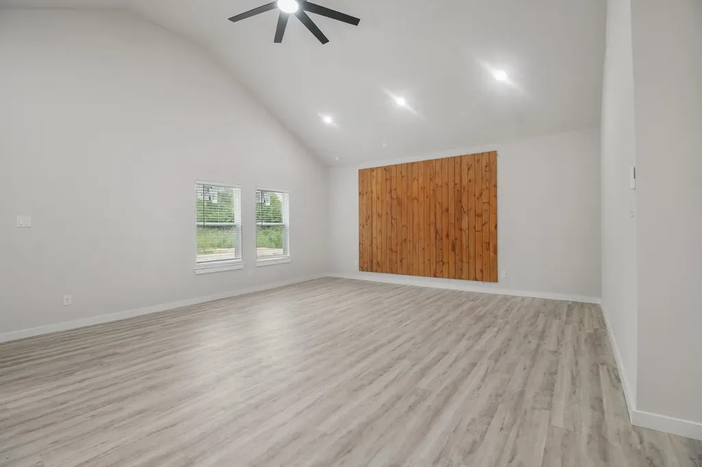 114 Bowie Street Mabank TX 75156