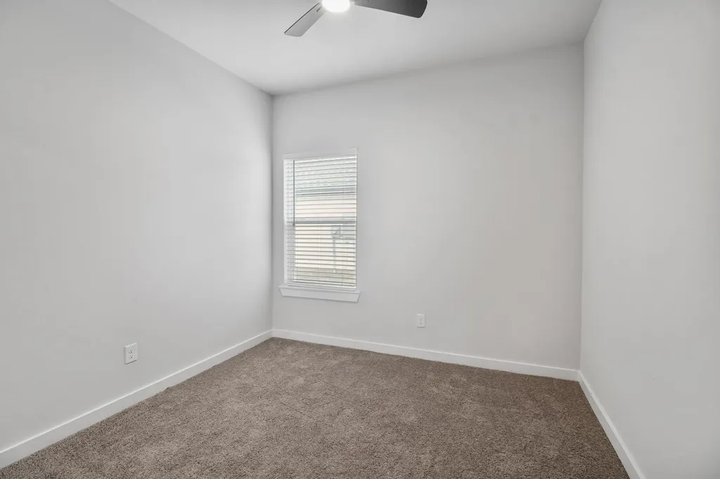 114 Bowie Street Mabank TX 75156