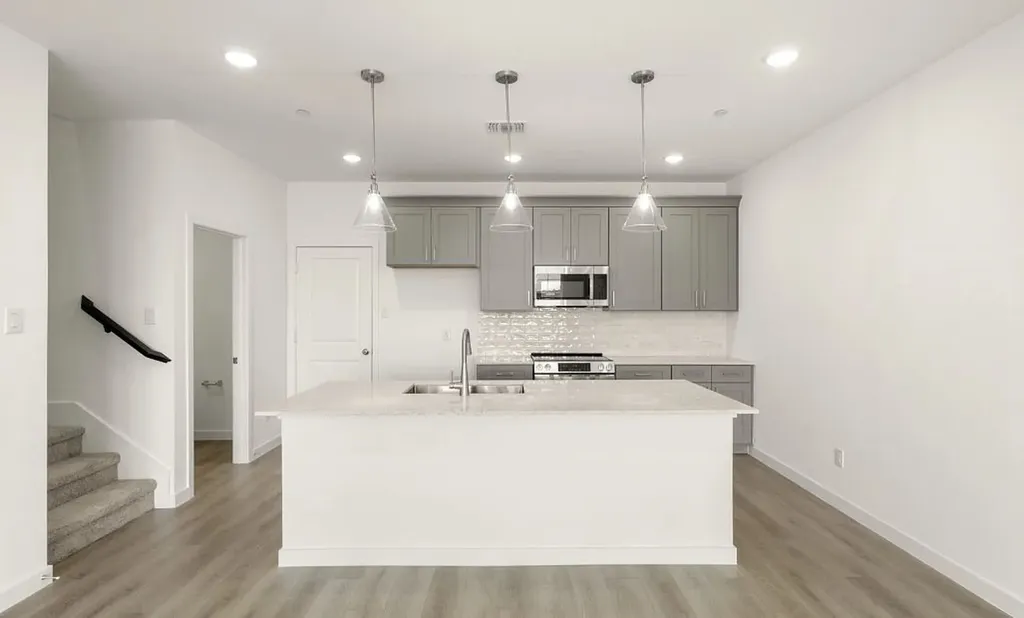 5705 Lakeview Drive Watauga TX 76148