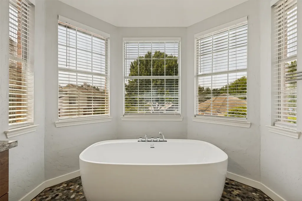 5604 Exeter Drive Richardson TX 75082