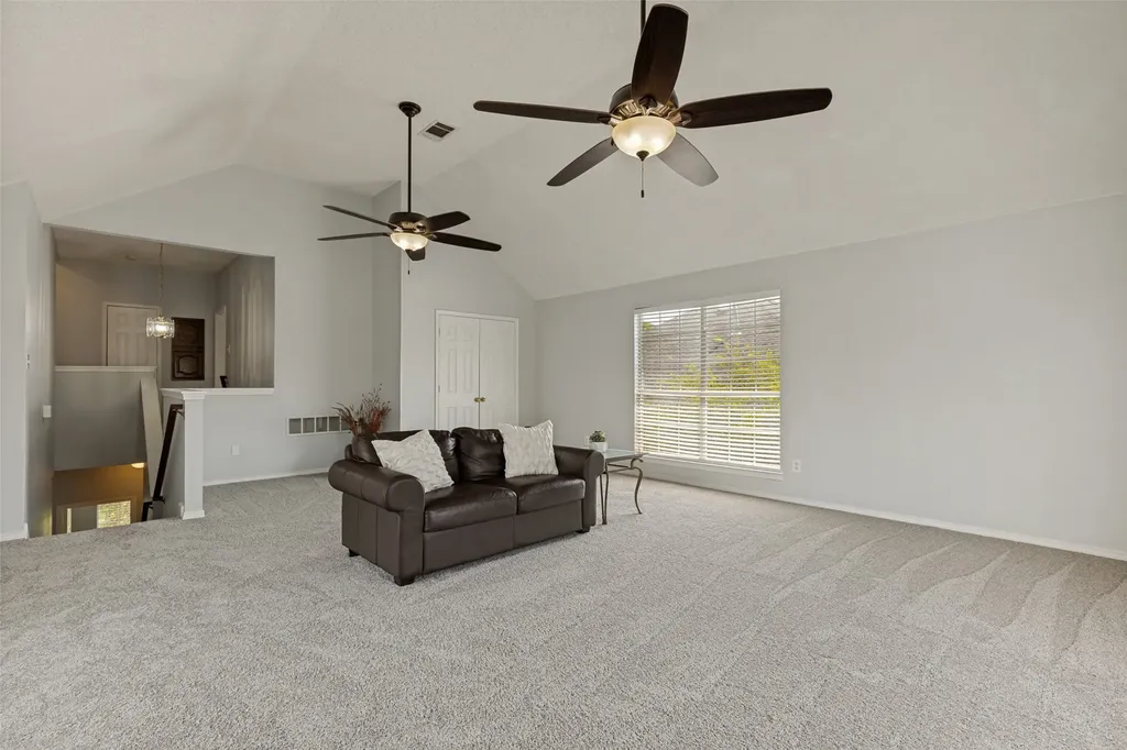 5604 Exeter Drive Richardson TX 75082